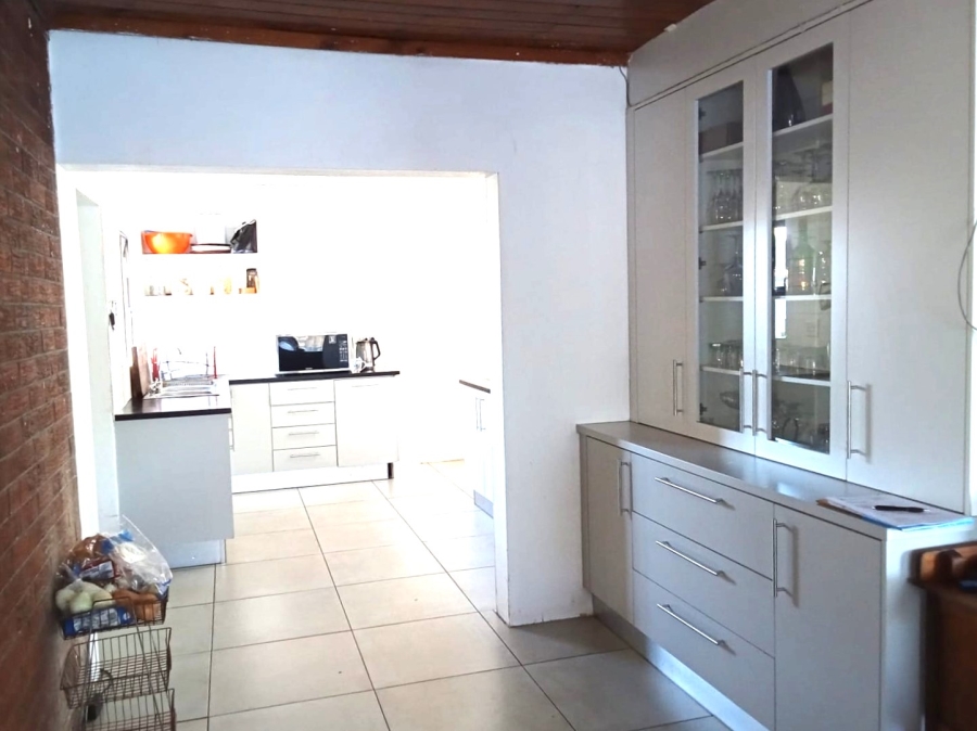 4 Bedroom Property for Sale in Bothasig Western Cape